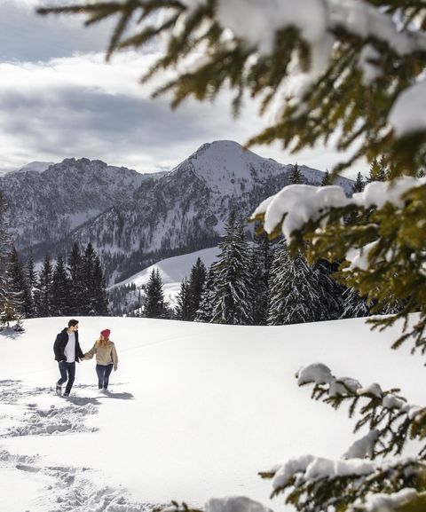 Spazieren im Schnee - Salzburger Land